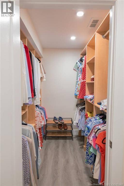 121 Boisee Crescent — photo 19 of 40