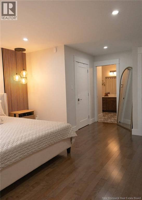 121 Boisee Crescent — photo 33 of 40