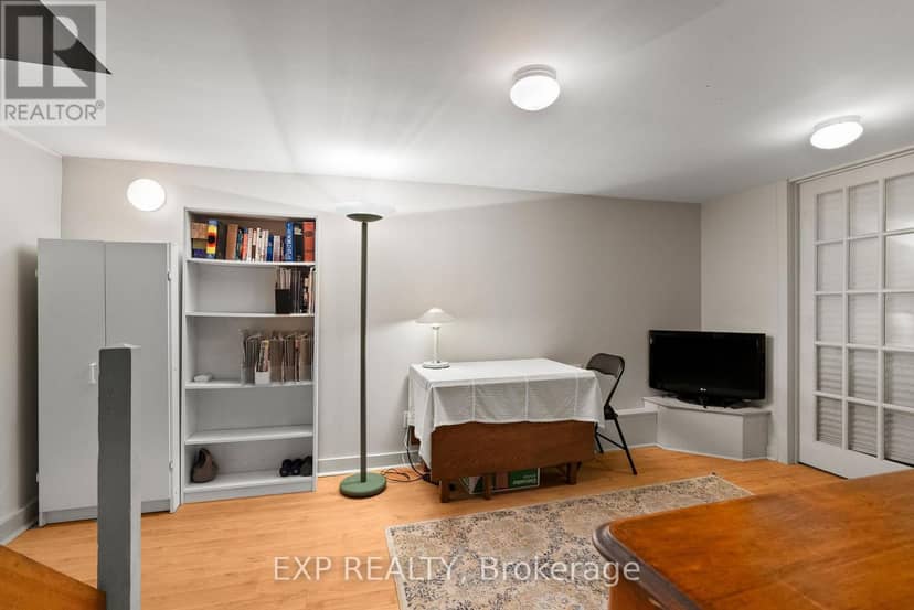 579 Broadview Avenue — photo 10 of 40