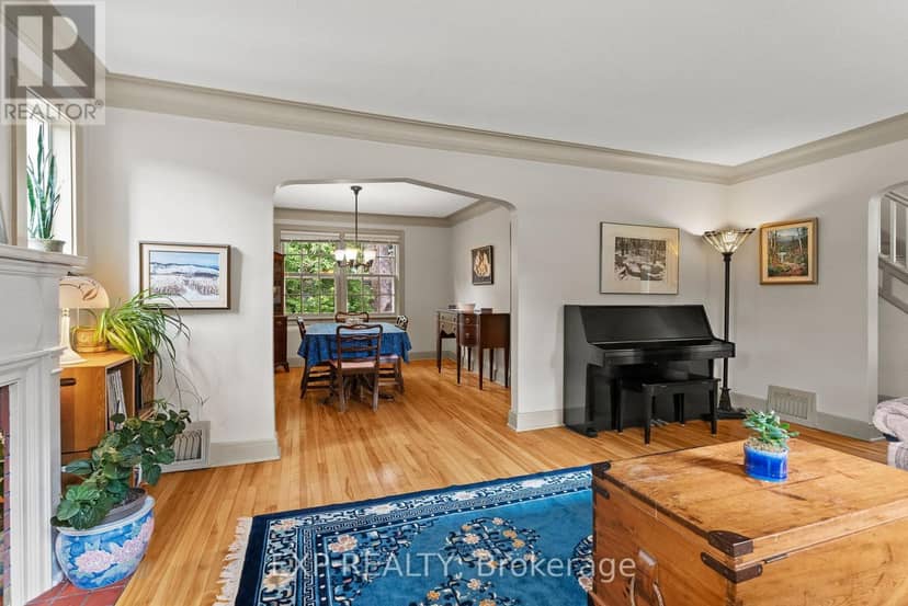 579 Broadview Avenue — photo 11 of 40