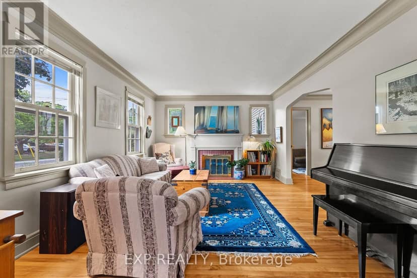 579 Broadview Avenue — photo 9 of 40