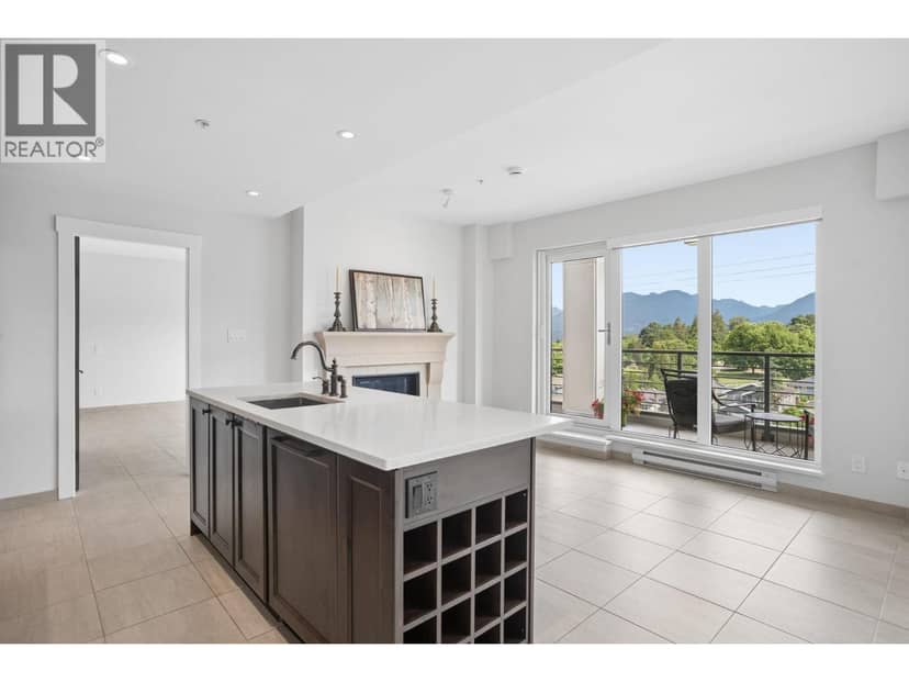 301 4721 Hastings Street, Burnaby, photo 4