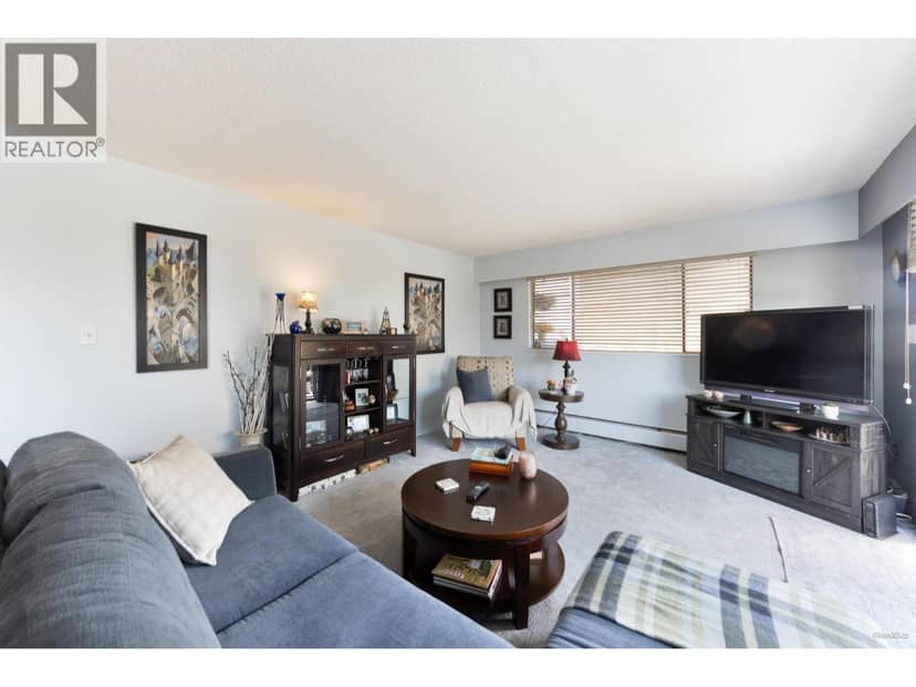 205 330 W 2ND STREET, North Vancouver, photo 4