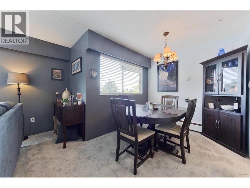 205 330 W 2ND STREET, North Vancouver, photo 8