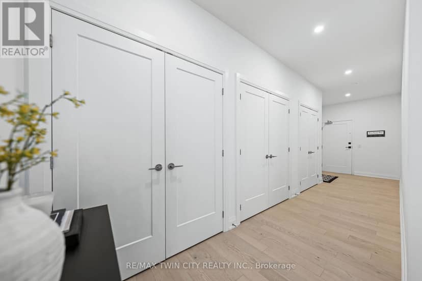 601 - 71 Wyndham Street S, Guelph, photo 6