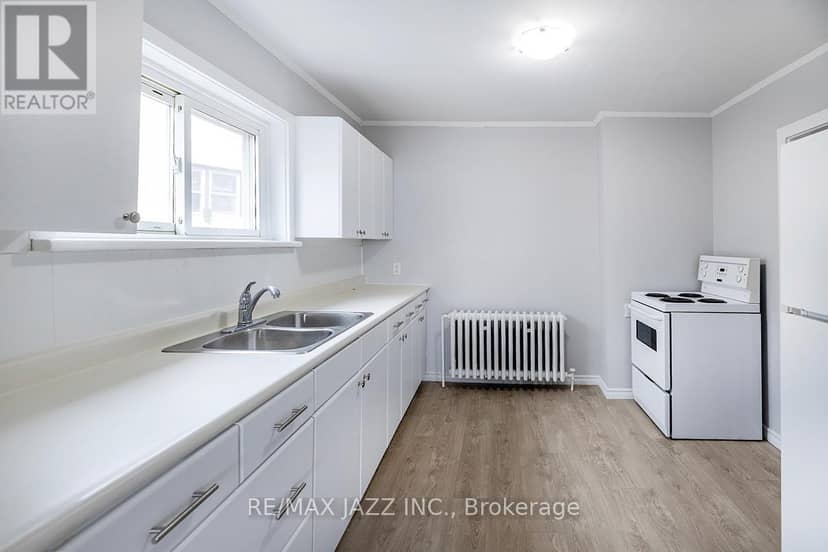 221 Walton Street — photo 22 of 40