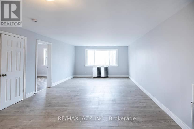 221 Walton Street — photo 33 of 40