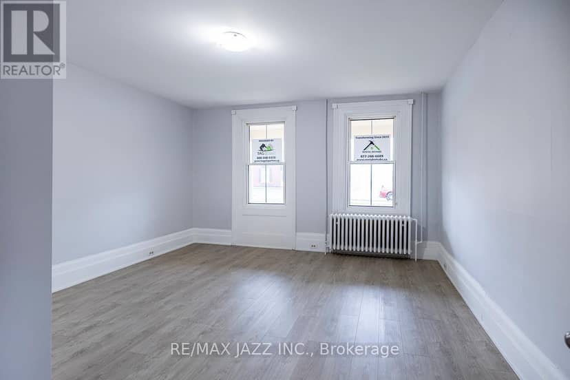 221 Walton Street — photo 9 of 40