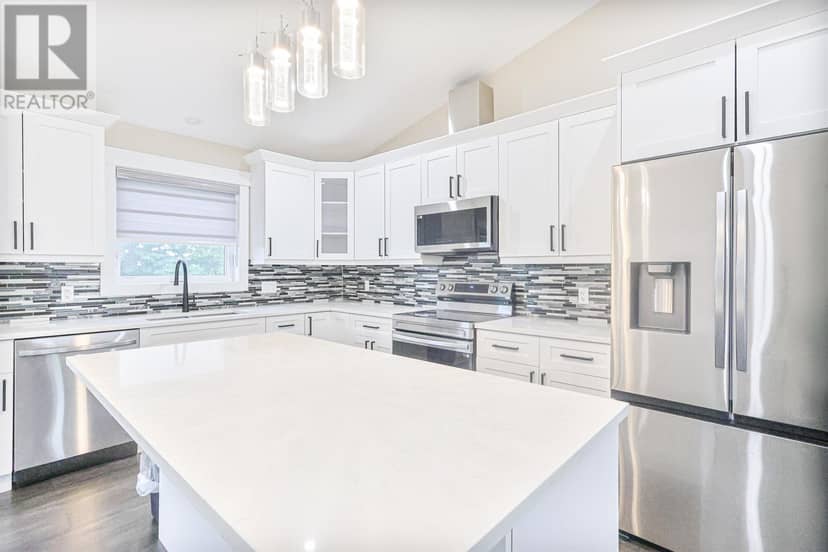 27 Neill Drive — photo 13 of 40