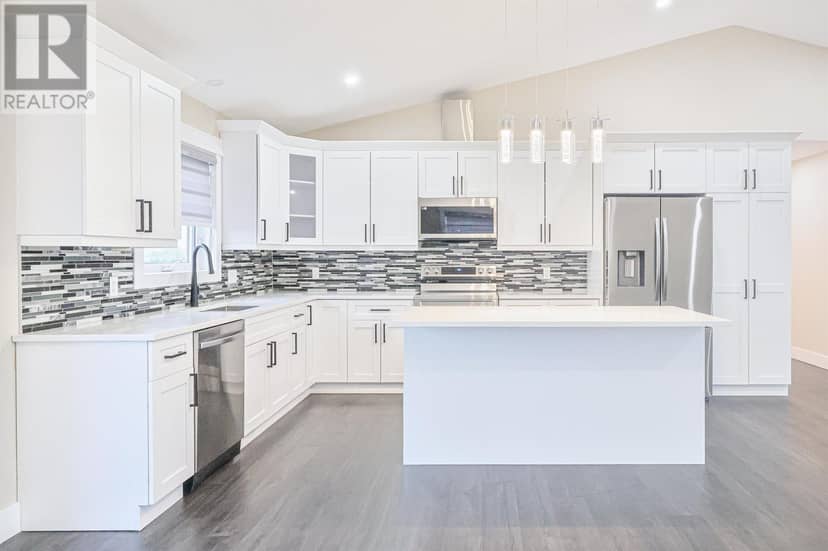 27 Neill Drive — photo 11 of 40