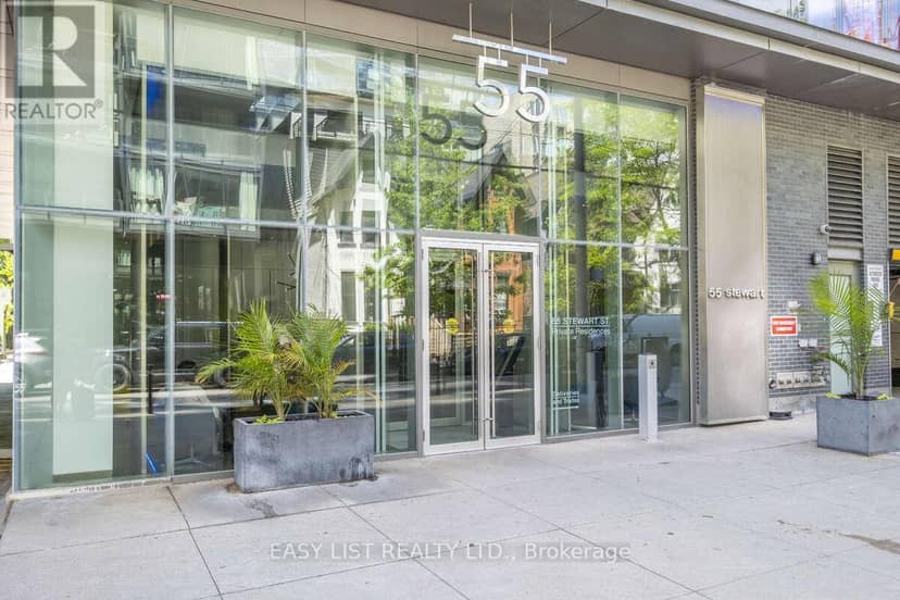 822 - 55 Stewart Street — photo 2 of 26
