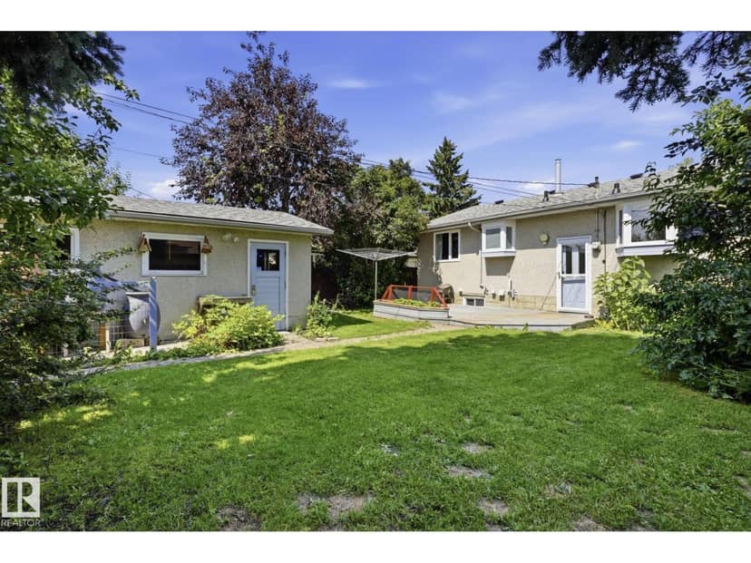 10527 137 AV NW — photo 26 of 38