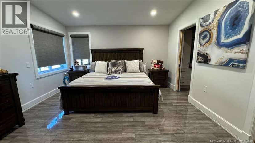 83 Maxime Road — photo 18 of 35