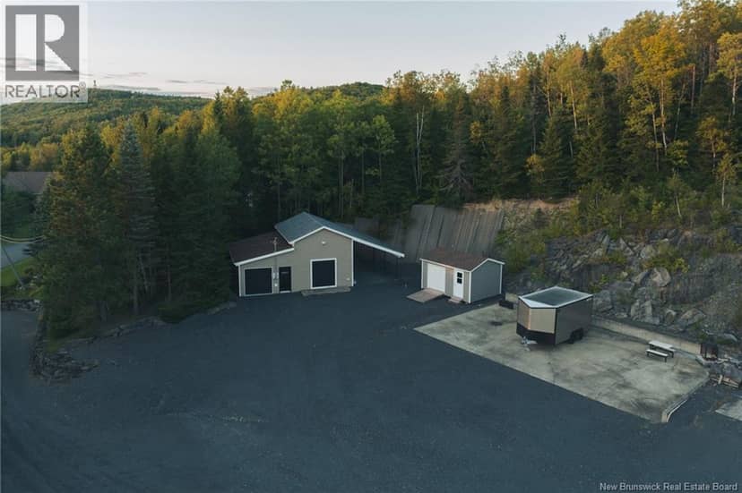 83 Maxime Road — photo 32 of 35