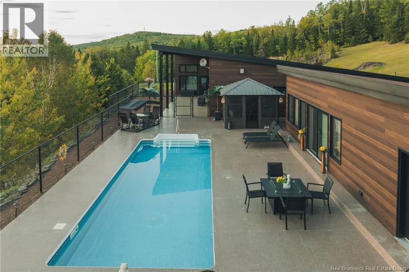 83 Maxime Road — photo 31 of 35