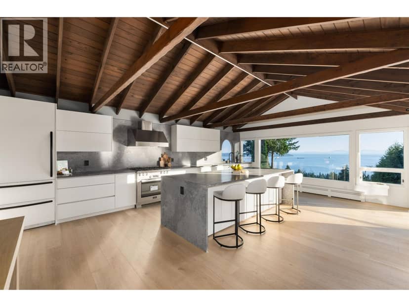 2235 CHAIRLIFT ROAD, West Vancouver