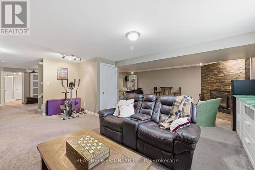 177 Grey Fox Drive — photo 34 of 40
