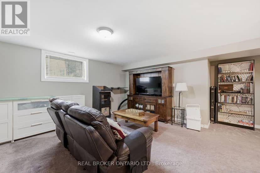 177 Grey Fox Drive — photo 36 of 40