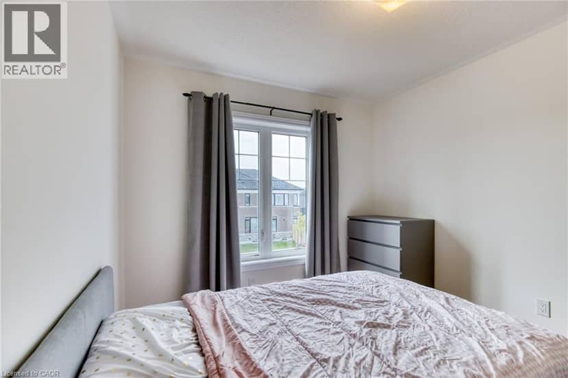 12 HYLTON Drive — photo 34 of 40