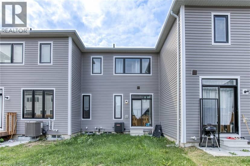 12 HYLTON Drive — photo 37 of 40