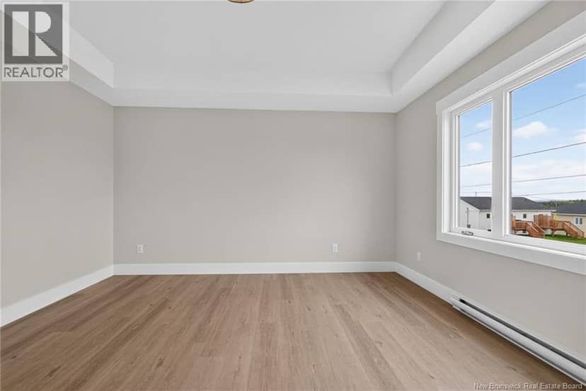 21 Alosier Crescent — photo 18 of 40