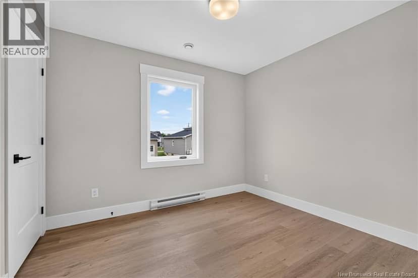 21 Alosier Crescent — photo 28 of 40