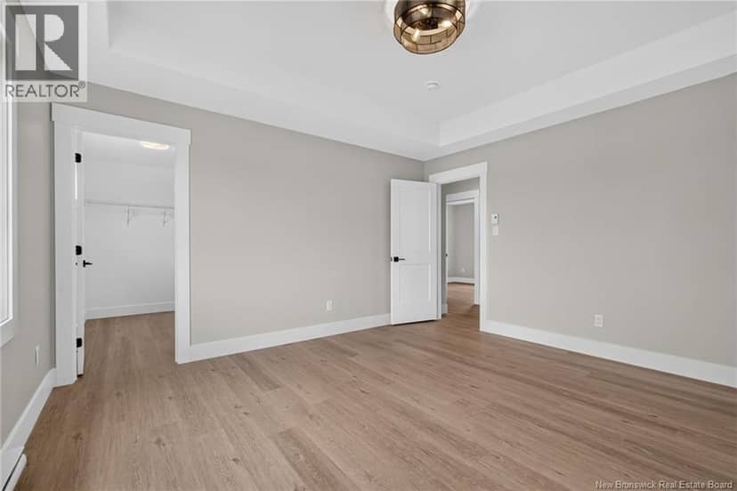 21 Alosier Crescent — photo 25 of 40