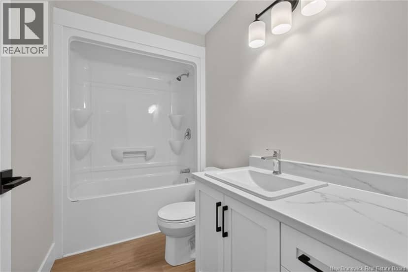 21 Alosier Crescent — photo 37 of 40
