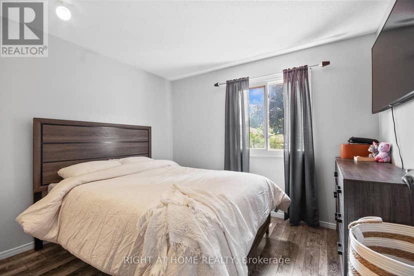 14 Duncan Crescent — photo 17 of 31