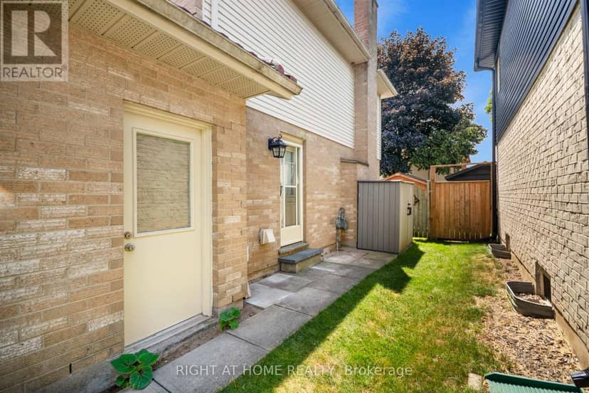 14 Duncan Crescent — photo 24 of 31