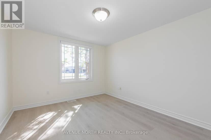 122B Centrepointe Drive — photo 10 of 40
