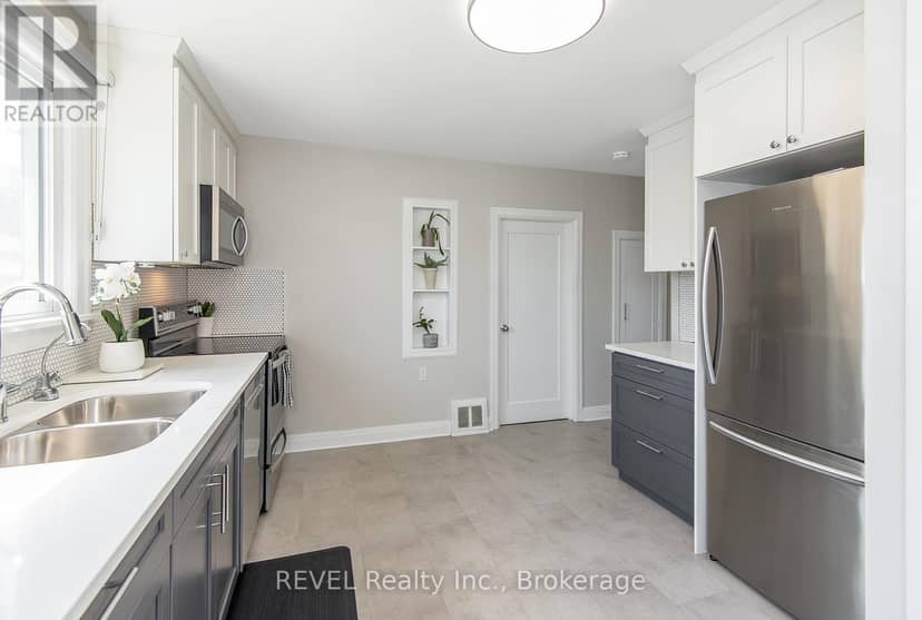 12 Garnet Street — photo 10 of 31