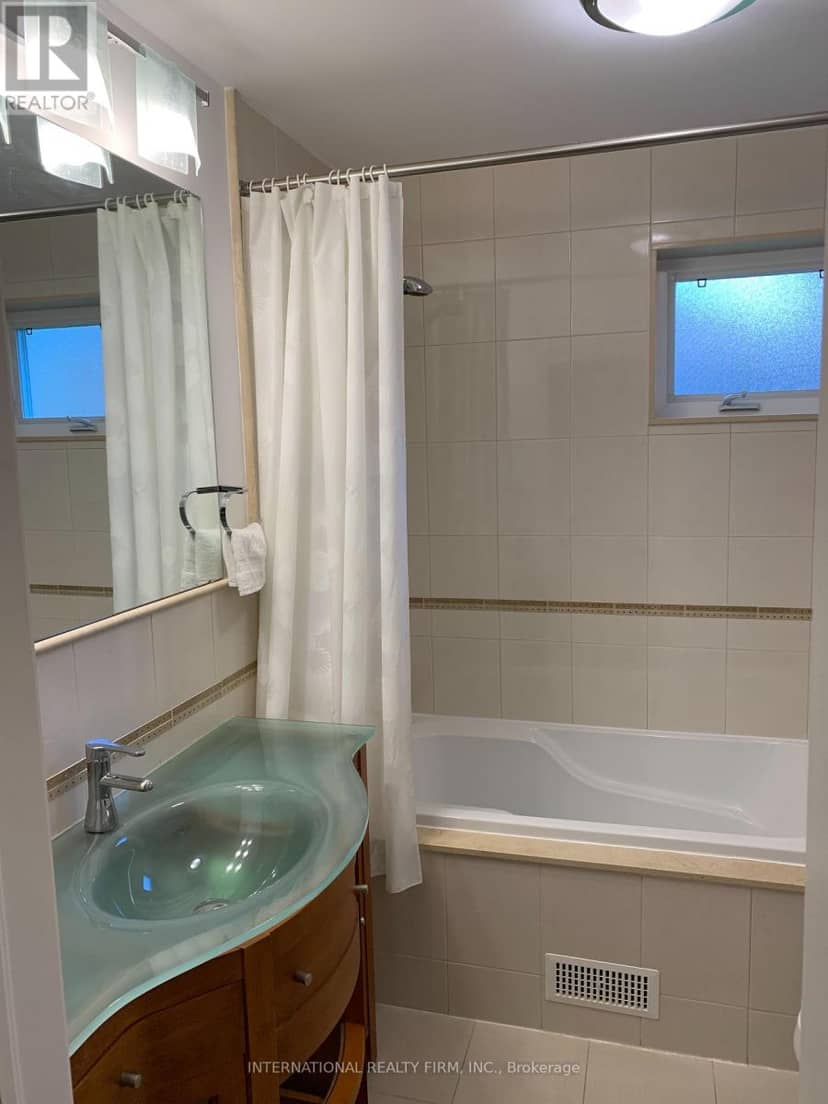 66 Dewlane Drive — photo 12 of 19