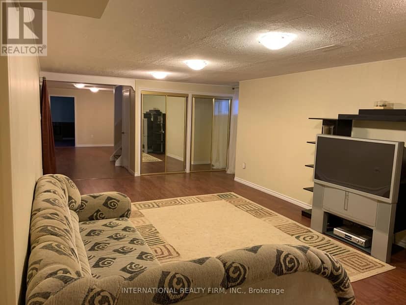 66 Dewlane Drive — photo 14 of 19