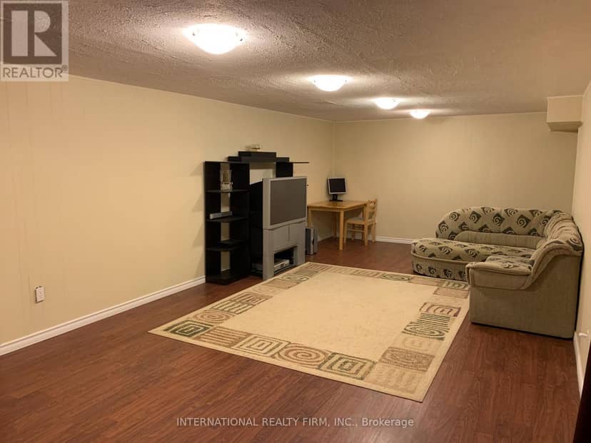 66 Dewlane Drive — photo 15 of 19