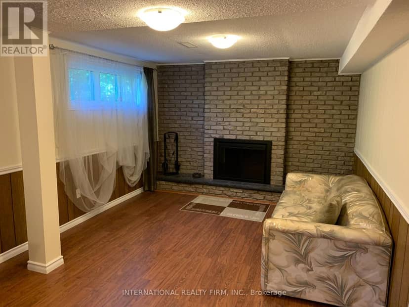 66 Dewlane Drive — photo 16 of 19