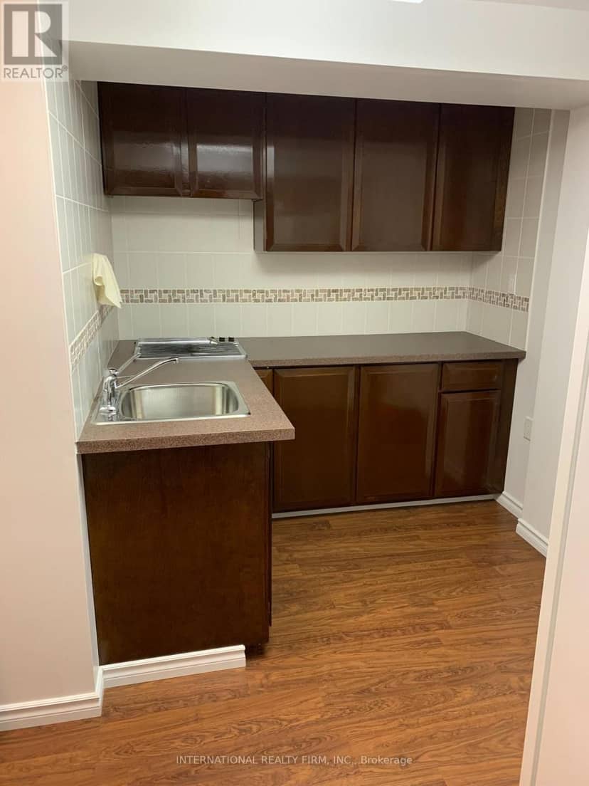 66 Dewlane Drive — photo 18 of 19