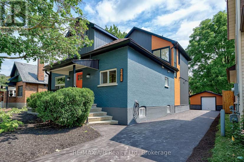 261 Albert Street — photo 2 of 40