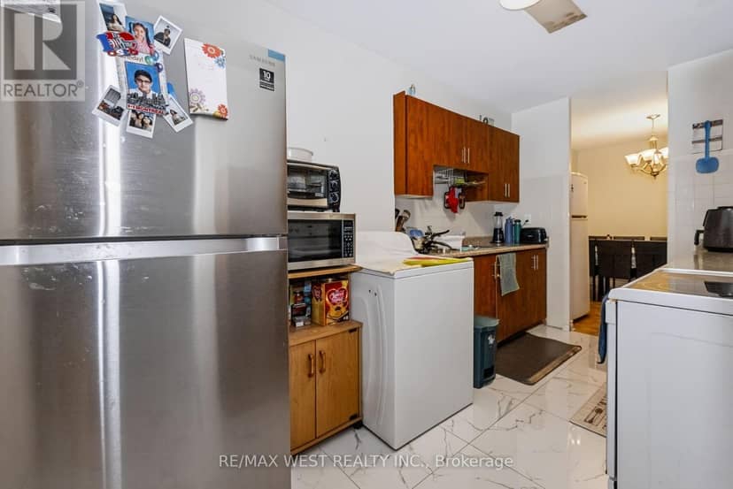 506 - 2645 Kipling Avenue — photo 9 of 23
