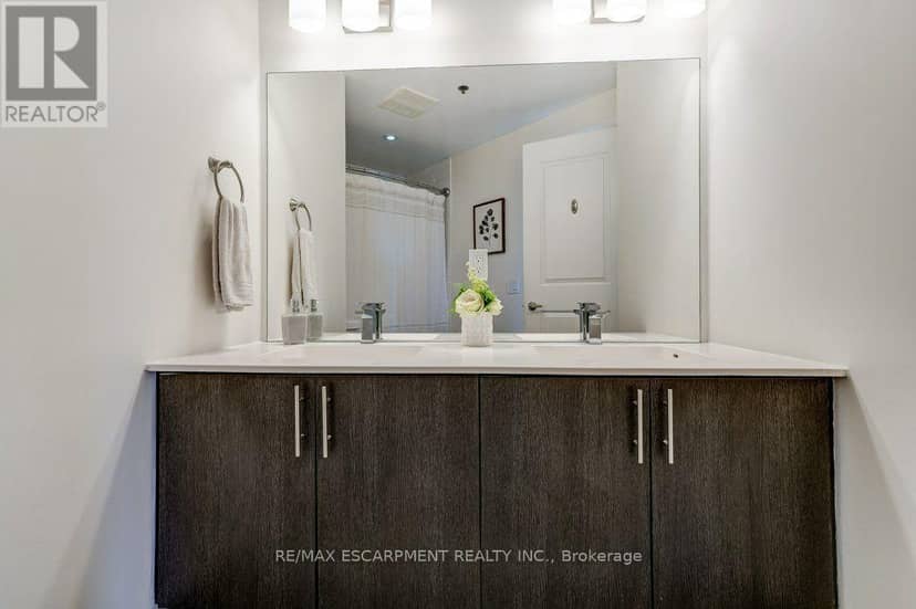 410 - 5001 Corporate Drive — photo 13 of 29
