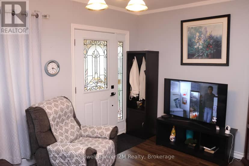 119 Nassau Street — photo 4 of 13