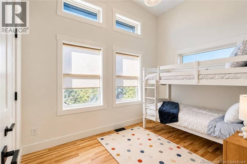 35 Sunset Drive — photo 16 of 32