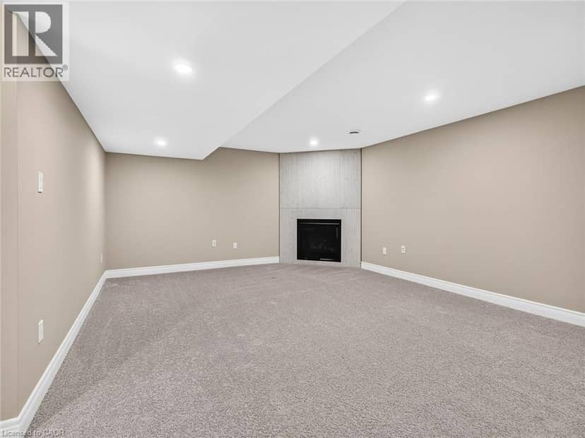 20 AUSTIN Drive — photo 26 of 38