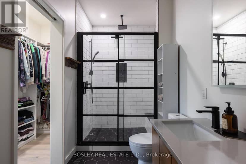 29 Rosedale Avenue — photo 31 of 40