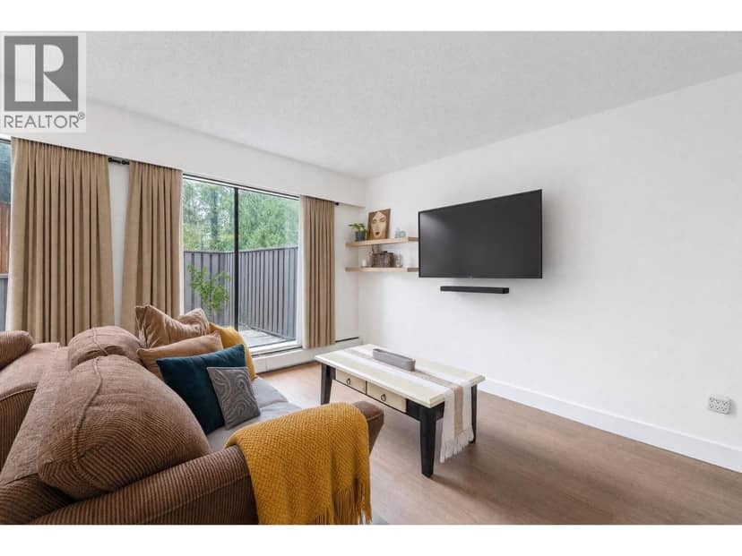 8865 HORNE STREET, Burnaby, photo 2