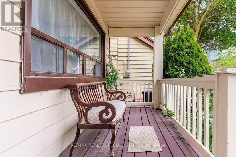 53 Harold Street — photo 2 of 19