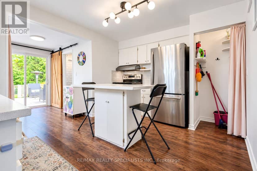 53 Harold Street — photo 7 of 19