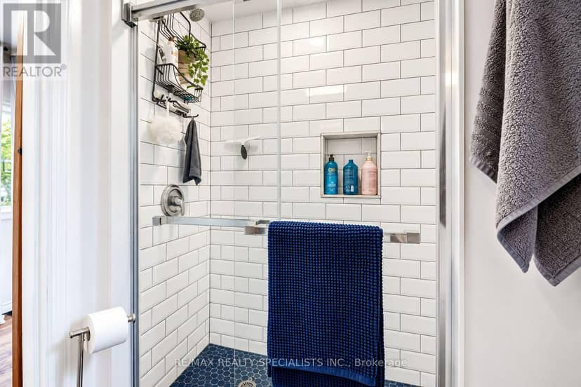 53 Harold Street — photo 9 of 19