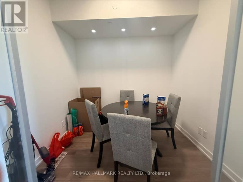 810 - 181 Sheppard Avenue E — photo 6 of 18