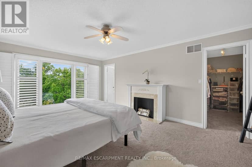112 Fairwood Place W — photo 27 of 40